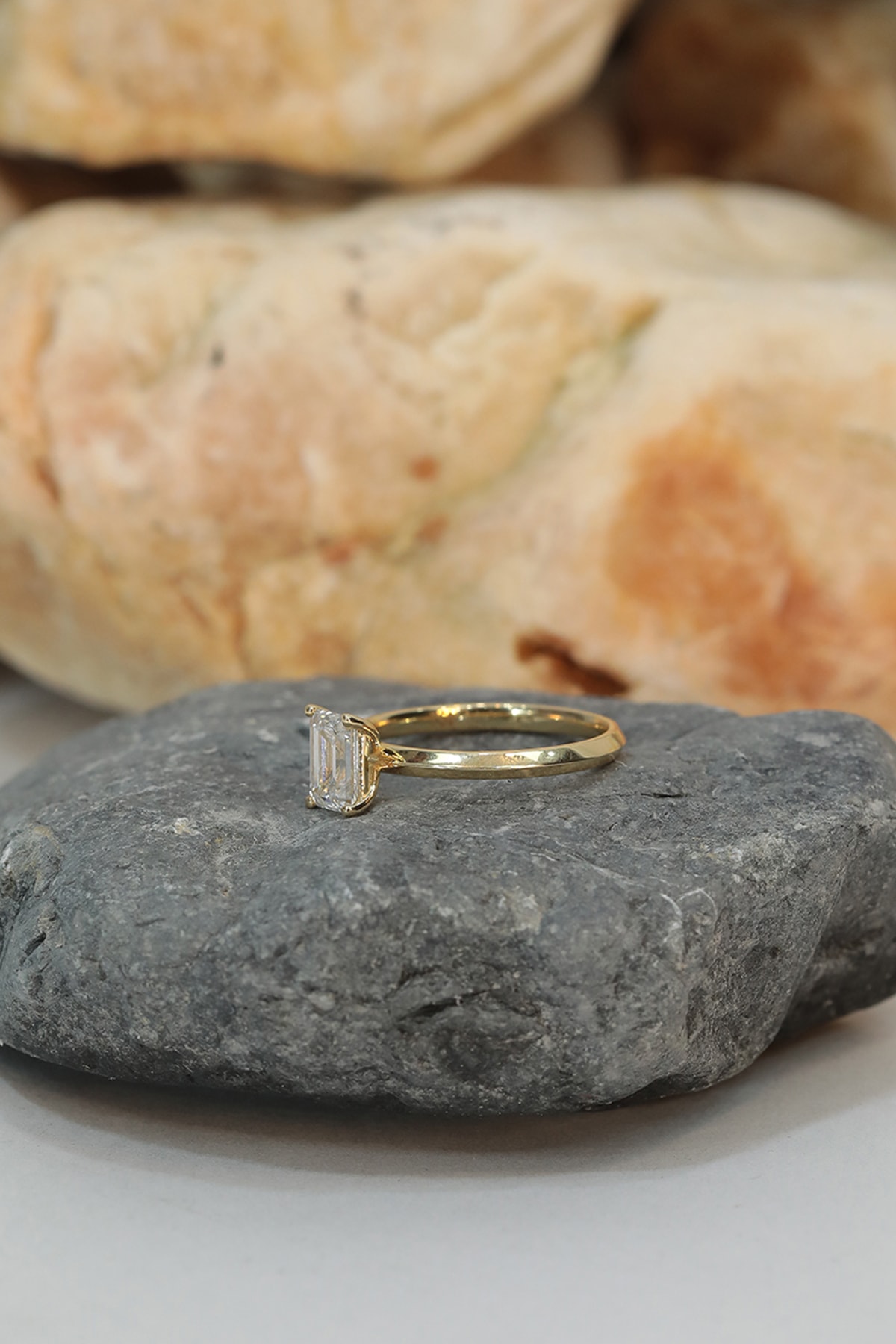 Emerald Solitaire Yüzük
