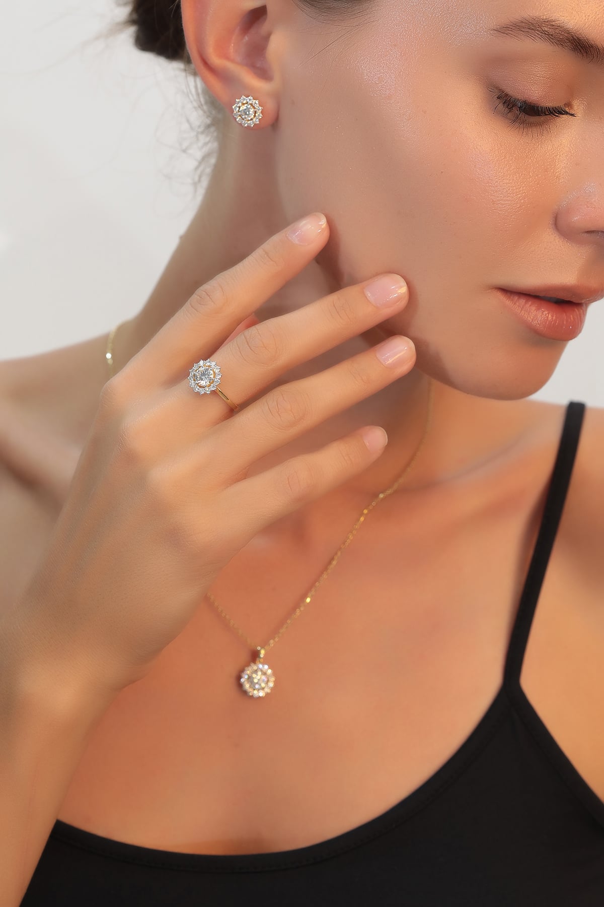 Daisy Crown Tektaş Yüzük