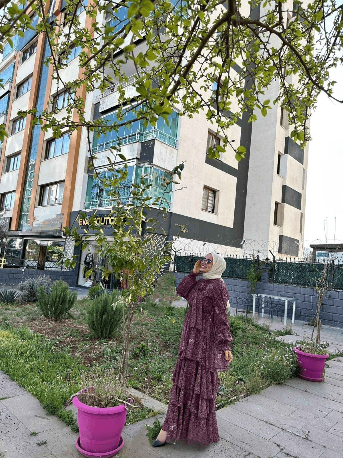 Terzi Dükkanı Spring Desenli Şifon Karlı Elbise – Bordo