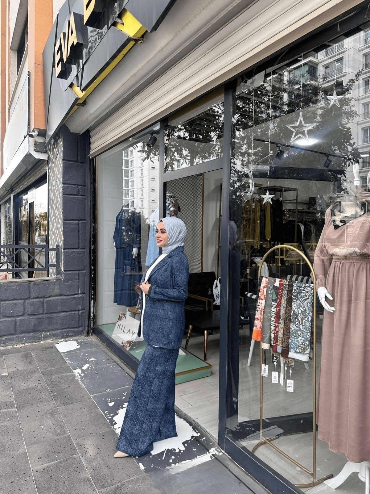 Parlak Taşlı Denim Ceket