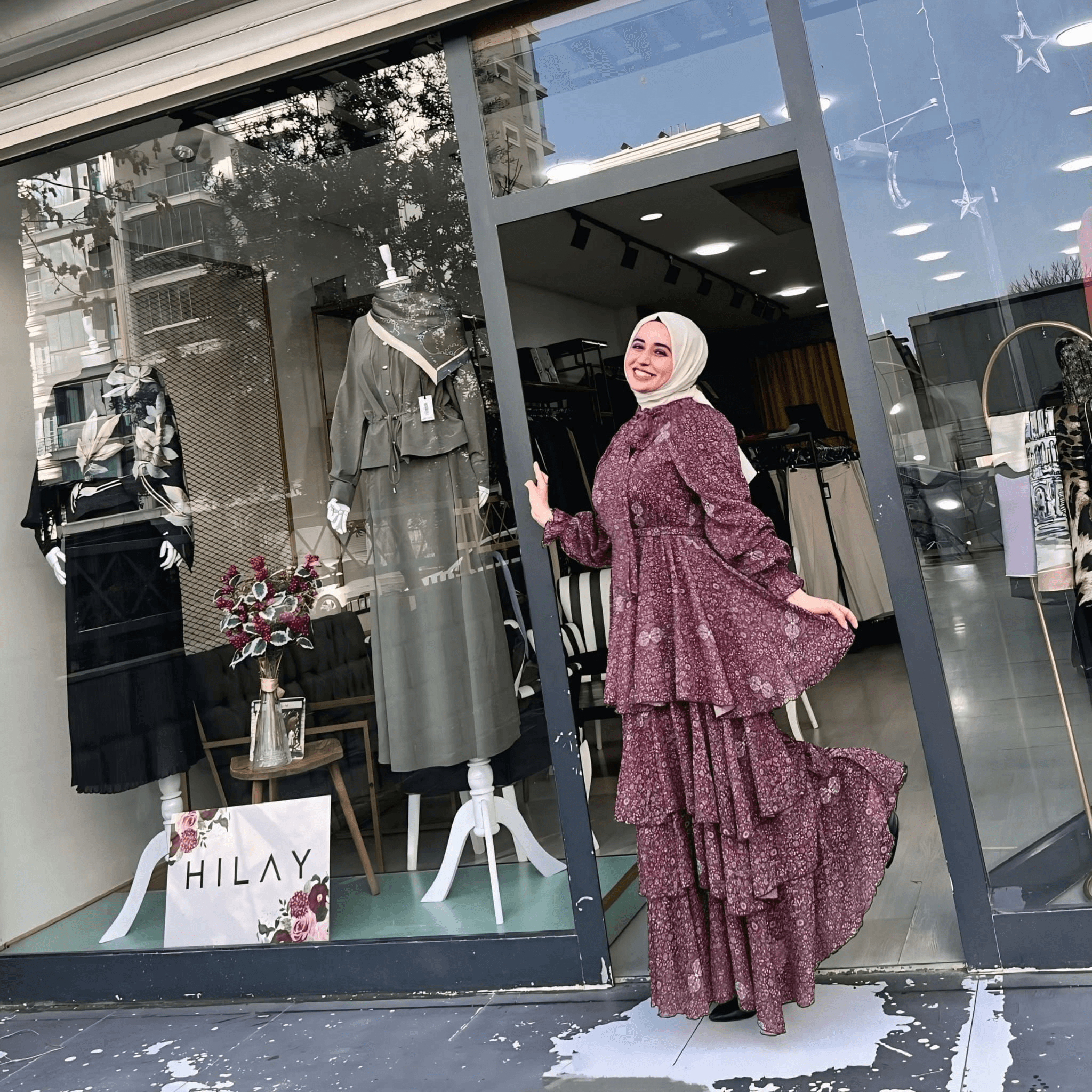 Terzi Dükkanı Spring Desenli Şifon Karlı Elbise – Bordo