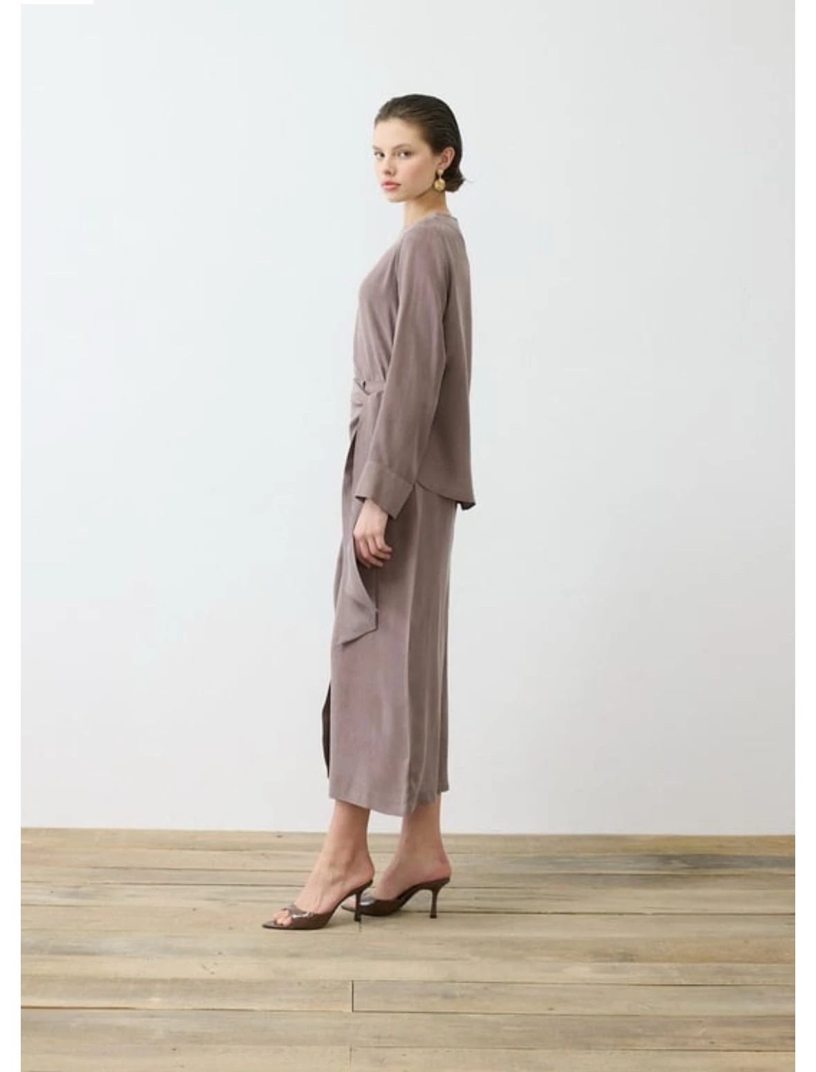 Terzi Dükkanı Prime Taşlanmış İpek Kruvaze Etek Takım – Etup Rengi