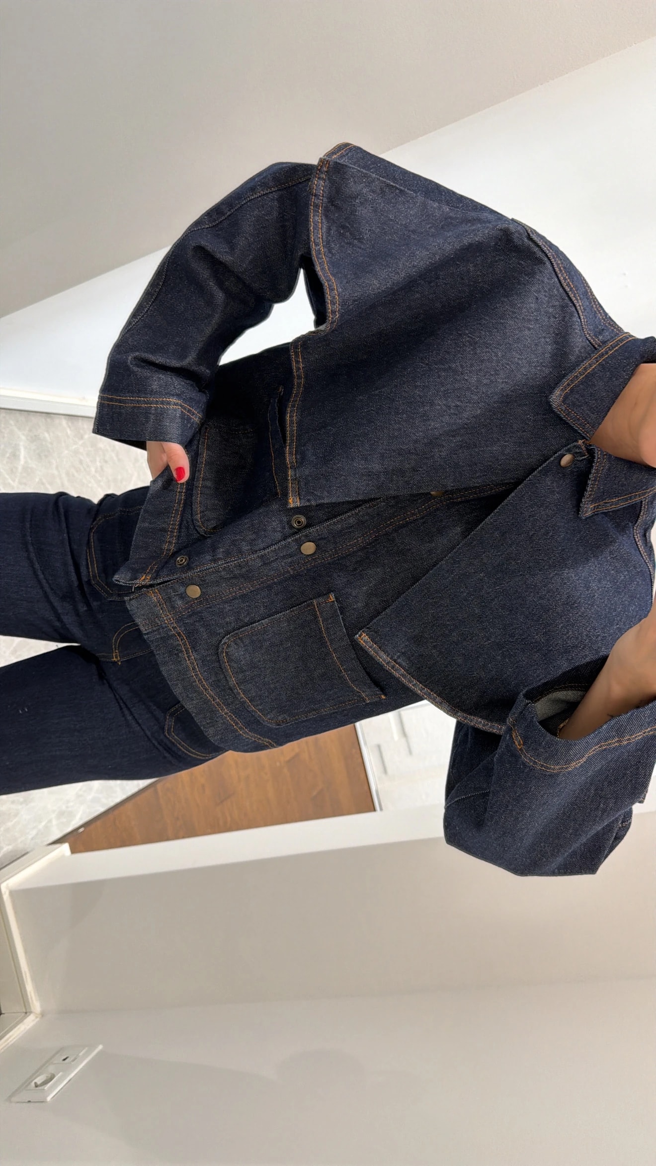 Pelerin Detaylı Denim Ceket