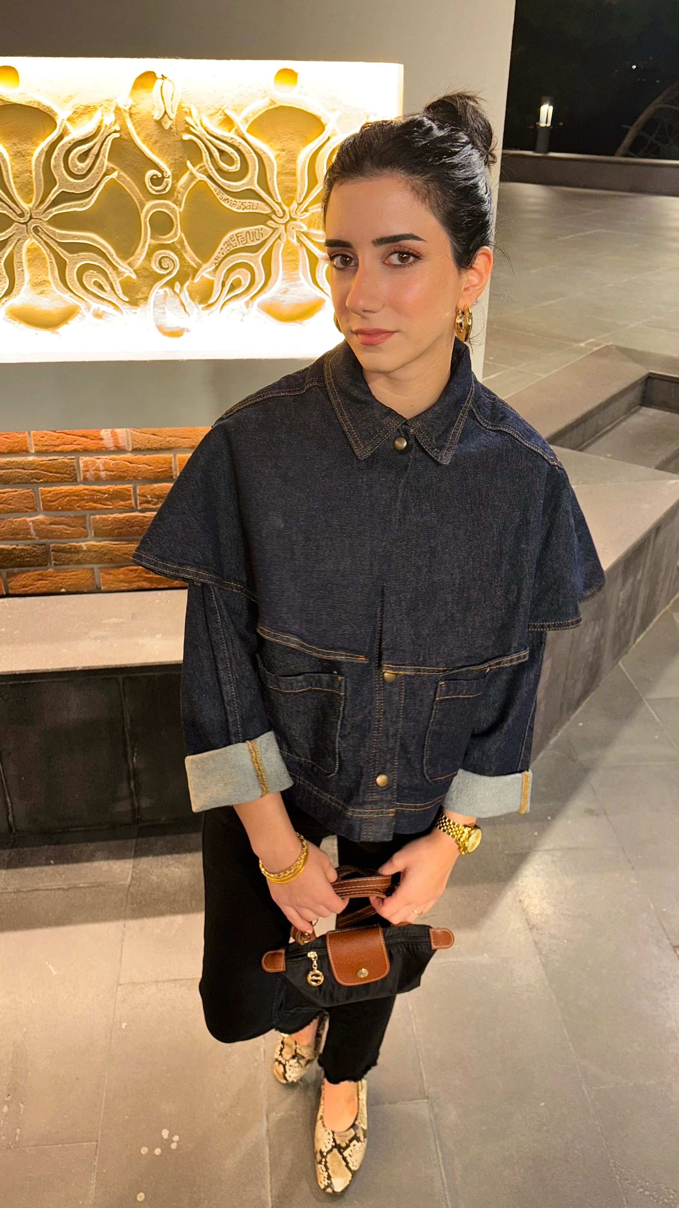 Pelerin Detaylı Denim Ceket