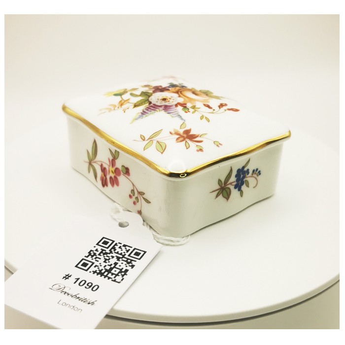 Hammersley Bonbonnière - Adorn Your Table with Elegant Porcelain Chic