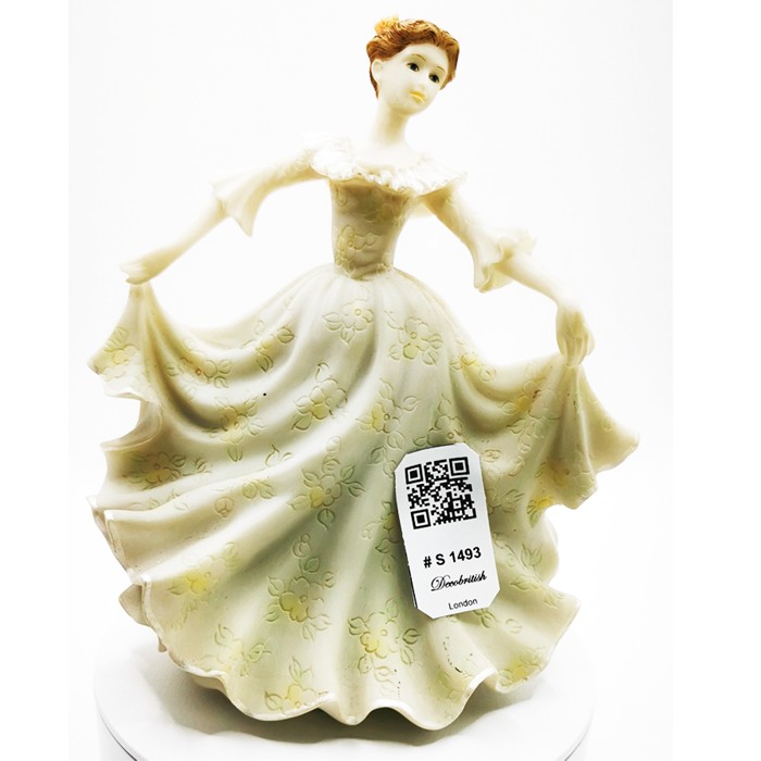 The Leonardo Collection Olivia Figurine - Elegant Porcelain Figurine