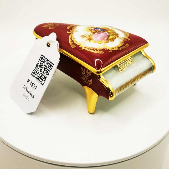 Limoges Miniature Lidded Piano – A Miniature Fusion of Music and French Elegance