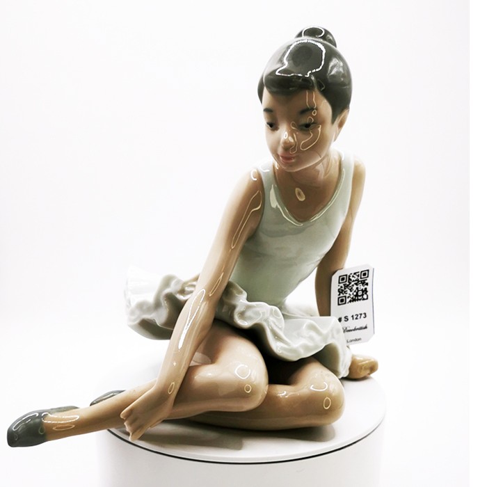 Nao Sitting Resting Ballerina Vintage Porcelain Figurine - Spanish Collectible Elegance