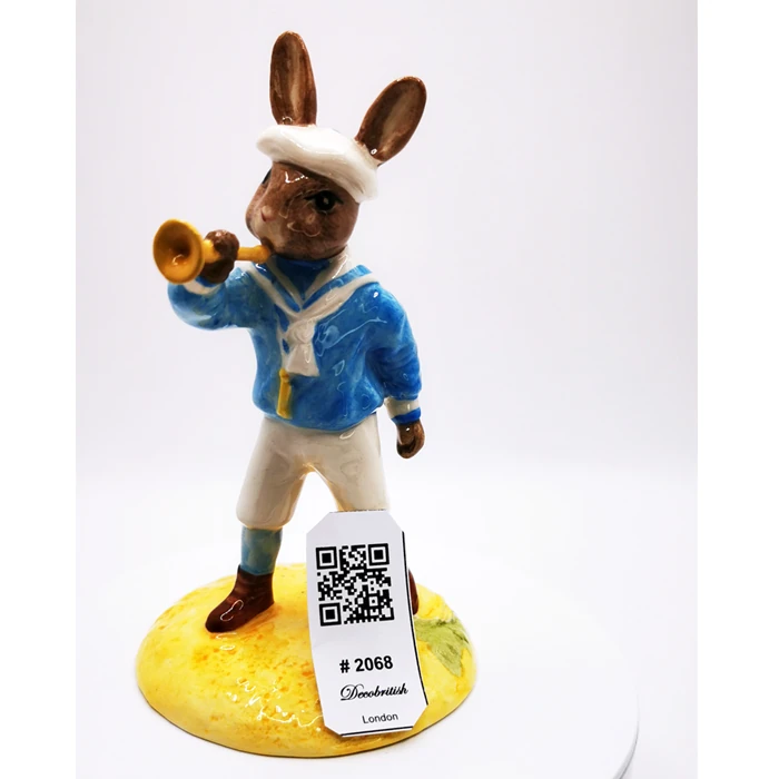 Royal Doulton Bunnykins Little Boy Blue Biblo