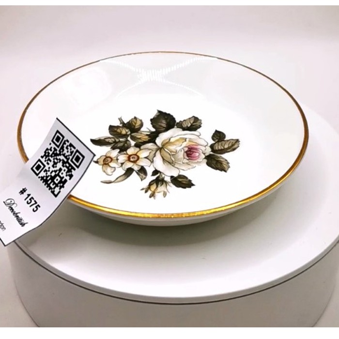 Royal Worcester Porcelain Nut Dish/Serving Dish – For Classic and Elegant Presentations