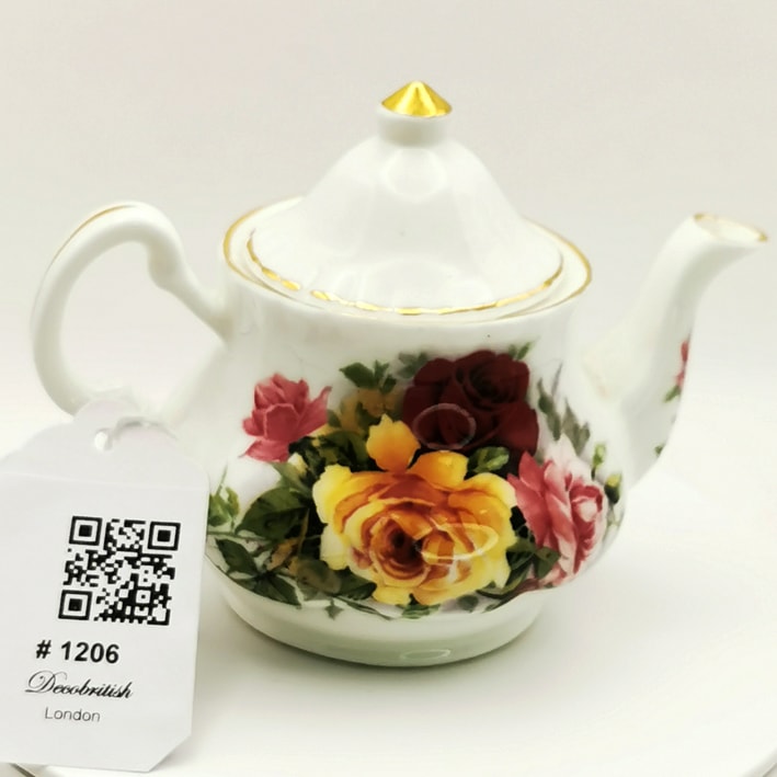 Raesuevic Ceramics Miniature Çaydanlık – El Yapımı Dekoratif Parça