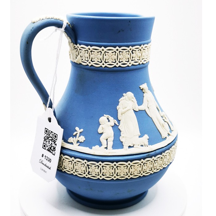 Wedgwood Синий фарфоровый кувшин