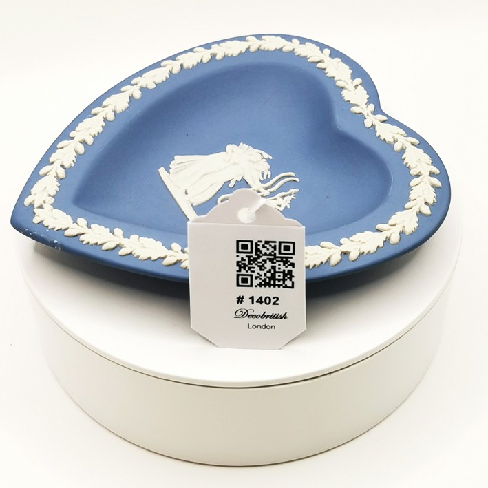 Wedgwood Blue Heart Plate – Handcrafted Jasperware Collector's Plate