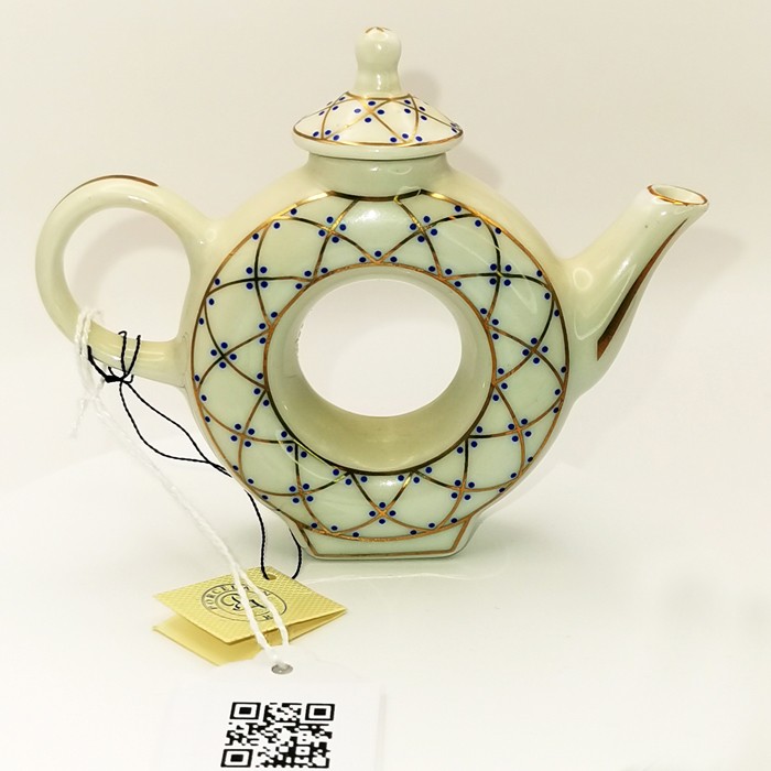 Porcelain Art Miniature Porcelain Teapot - Collectible and Decorative (8 cm)