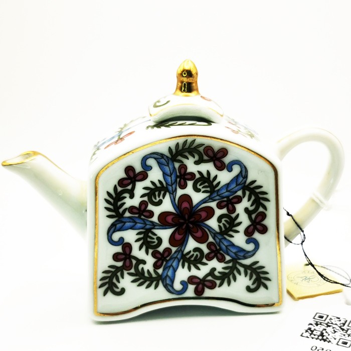 Porcelain Art Miniature Porcelain Teapot - Vintage Collectible Decoration (7.5 cm)