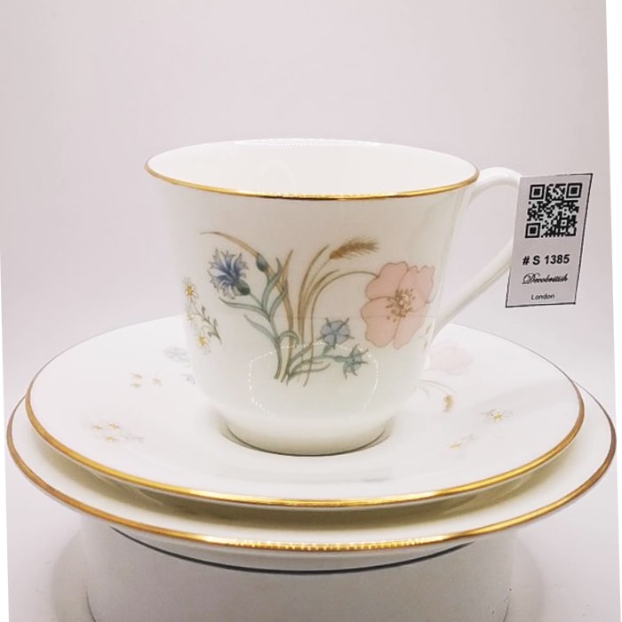 Royal Doulton Trio Flirtation çay boy