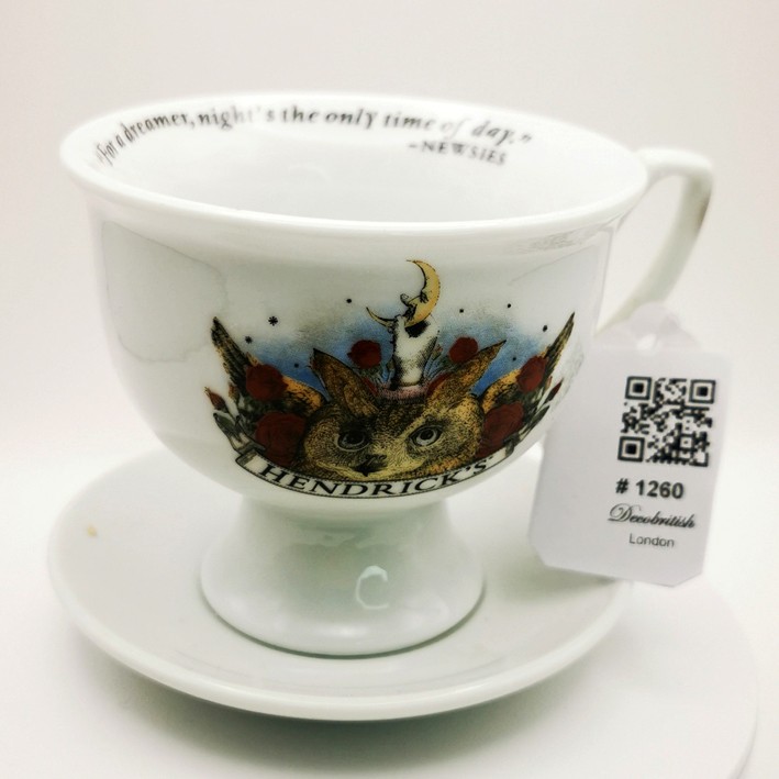 Hendrick's Small Plate Tea Cup – სტილის ჩაის ჭიქა
