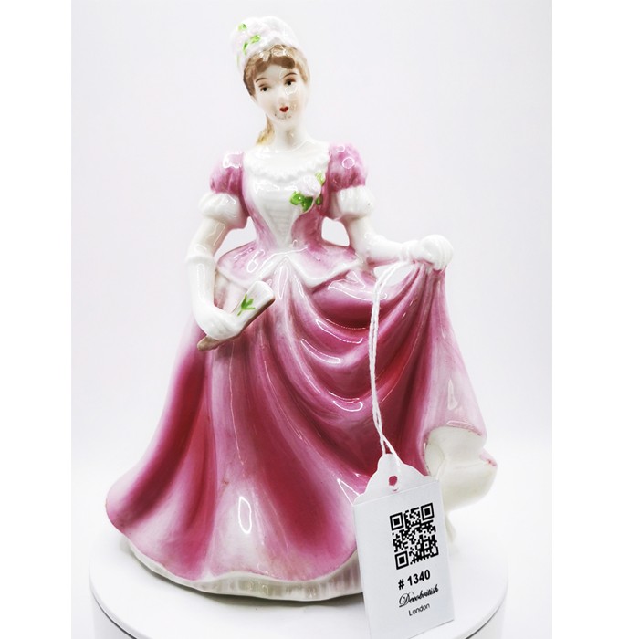 The Leonardo Collection – Emma Figurine