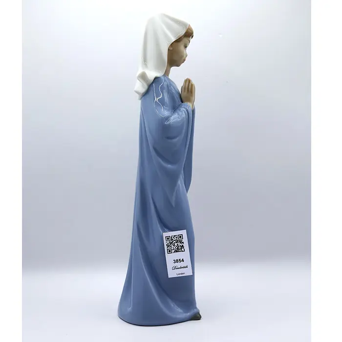 NAO by Lladro “Girl Praying” 0298 Figurine – Vicente Martinez