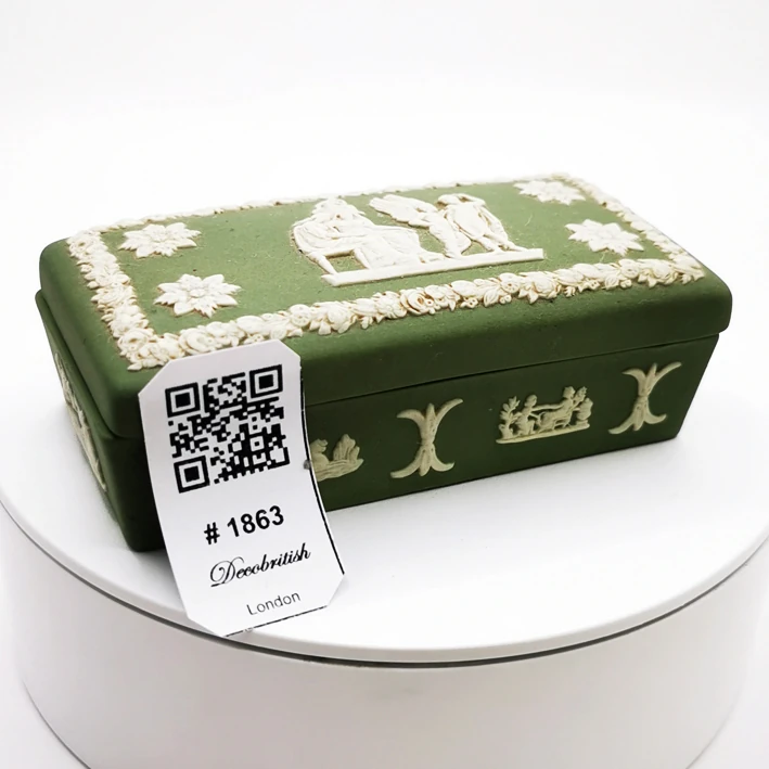 Wedgwood Dikdörtgen Bonboniyer - Yeşil Jasper Rölyef Dekorlu Vintage İngiliz Zarafeti