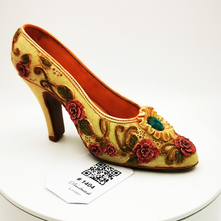 "Just the Right Shoe" Miniature Shoe – Collectible Decorative Object