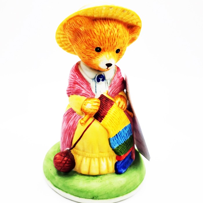 Franklin Mint Vintage Priscilla Woolington Bear Figurine - Knitting Collectible Toy