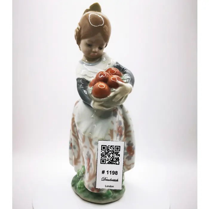 LLADRO “Valencian Girl with Basket of Oranges” Figurine