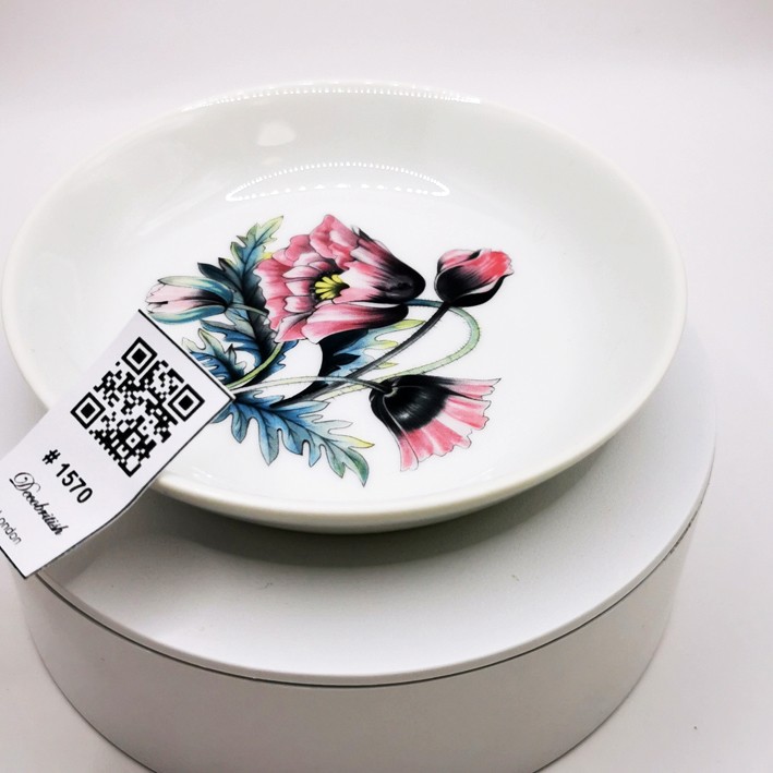 Royal Worcester Nut Dish/Serving Dish – The Jewel of Elegant Presentations, A Special Touch for Your Table with English Grace