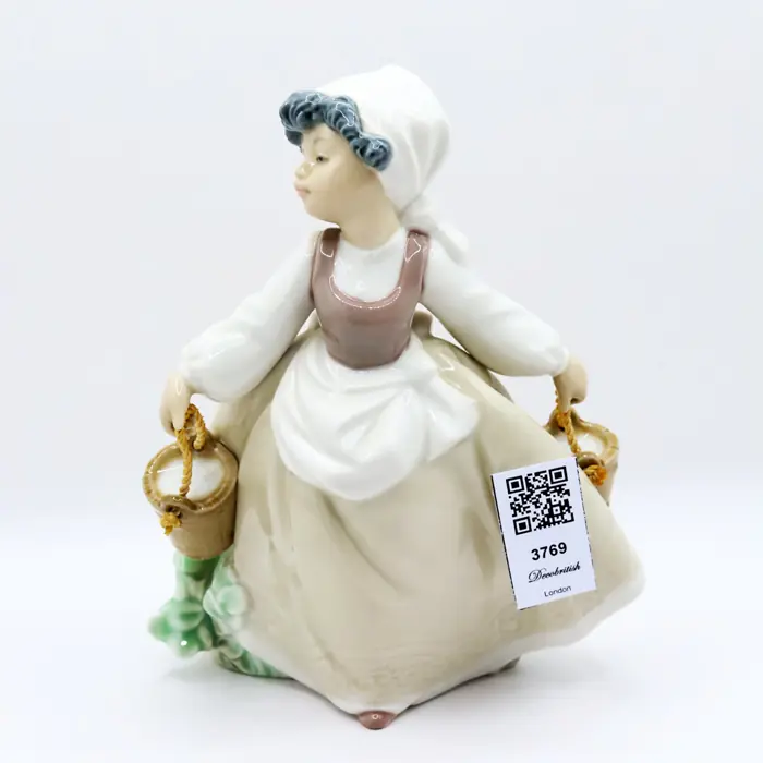Lladro Nao Girl with Buckets in Both Hands Figurine – Decorative