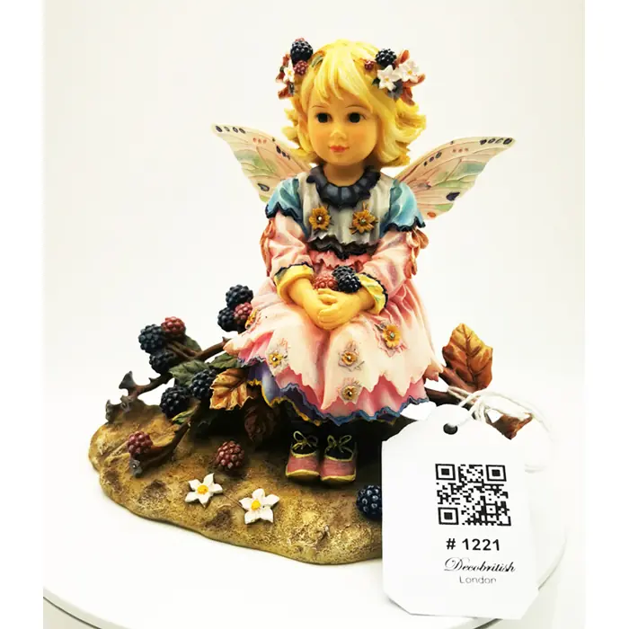 The Leonardo Collection Figurine – Brambley Hedge Faerie by