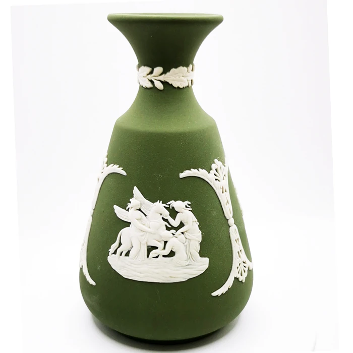 Wedgwood Yeşil Jasperware Koleksiyonluk Tomurcuk Vazo - İngiliz Neoklasik Zarafeti, Yeşil Mat Vazo