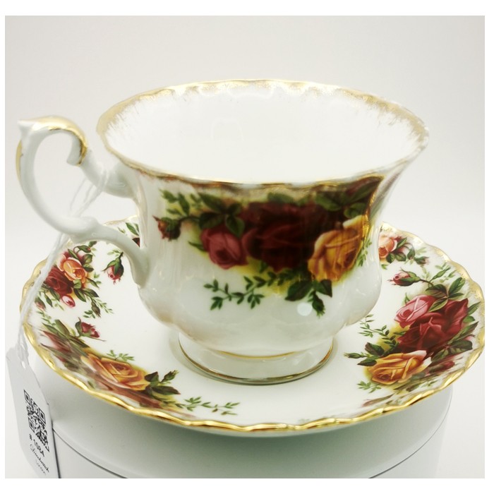 Royal Albert Old Country Roses Tea Cup - The Perfect Blend of Elegance and Traditional English Design