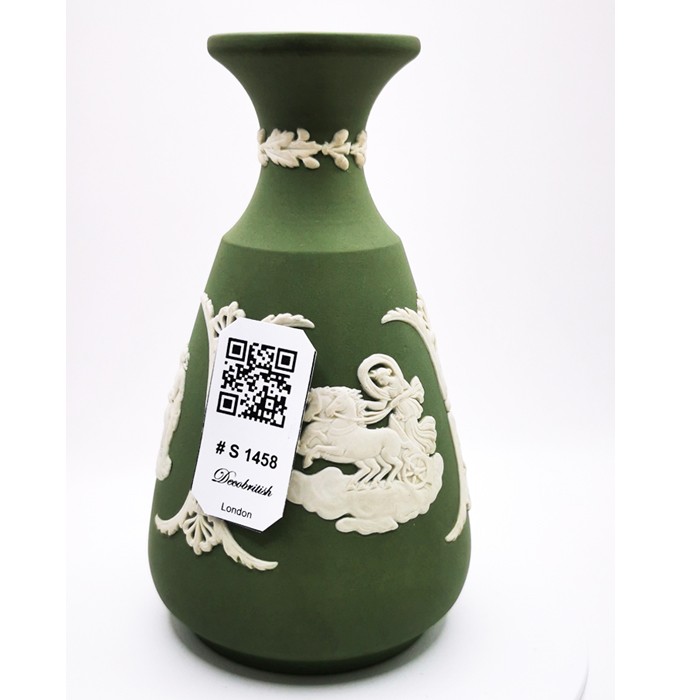 Wedgwood Green Vase - Elegant and Modern Design