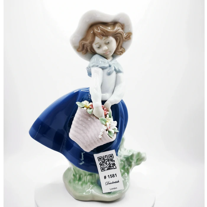 Lladro “Pretty Pickings Girl with Basket of Flowers” Biblo