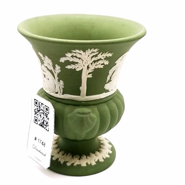 Wedgwood Green Jasperware Double-Handled Collectible Vase - Enhance Your Space with English Neoclassical Elegance