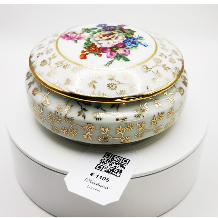 Limoges Porcelain Bonbonnière - Special Piece with Elegant Design and Handcraft