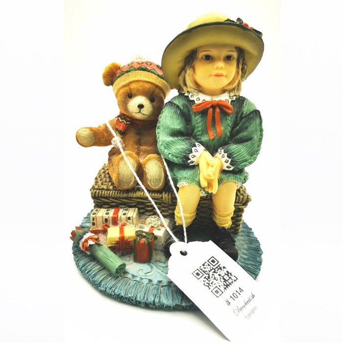 The Leonardo Collection - Christmas Wishing Figurine (Christine Haworth)