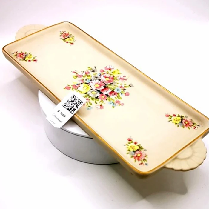 Porcelain Art Miniature Çaydanlık – Zarif ve Koleksiyonluk Parça