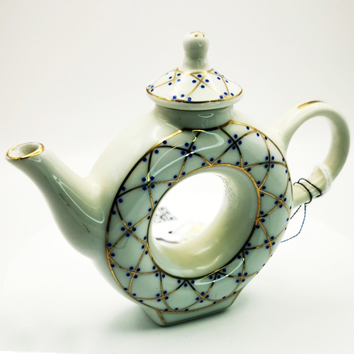 Porcelain Art Miniature Porcelain Teapot - Collectible and Decorative (8 cm)
