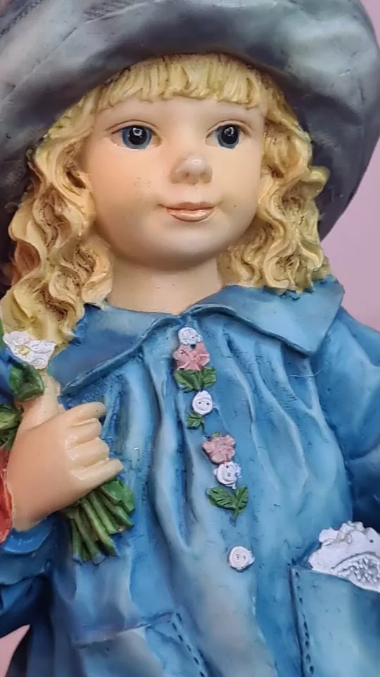The Leonardo Collection With Love by Christine Haworth Handmade Woman Figurine - 12 cm Collectible Figurine