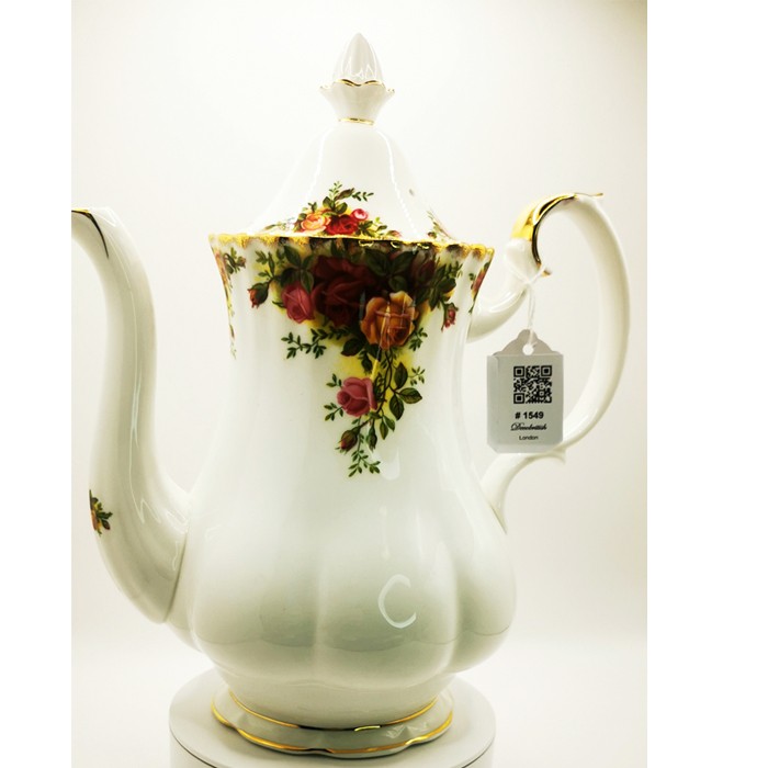 Ностальгический Чайник Royal Albert Old Country Roses – Неподвластная Времени Элегантность для Вашего Чаепития с Романтическими Нотками Английской Деревни