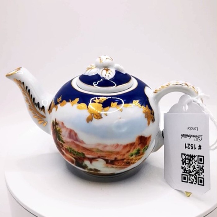 Porcelain Art’s Enchanting Miniature Teapot – The Most Valuable Jewel of Your Collection