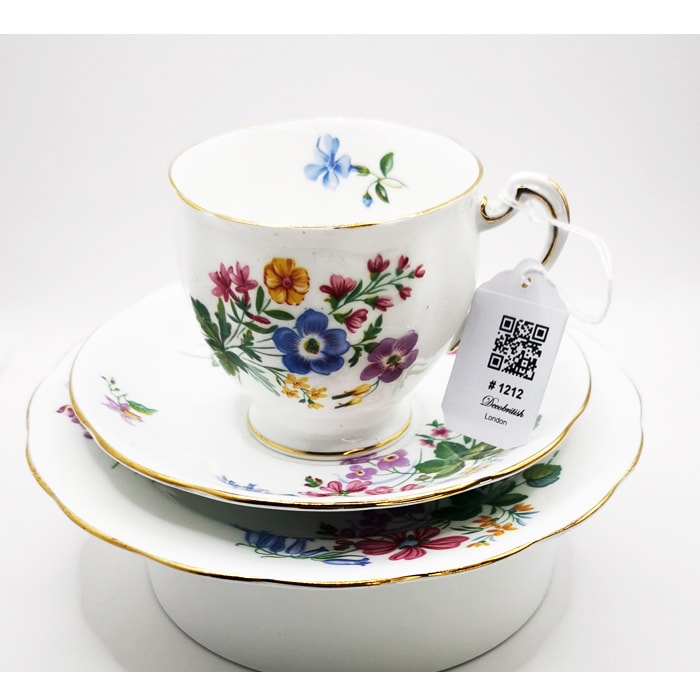 Royal Standard Trio – Country Lane Tea Set
