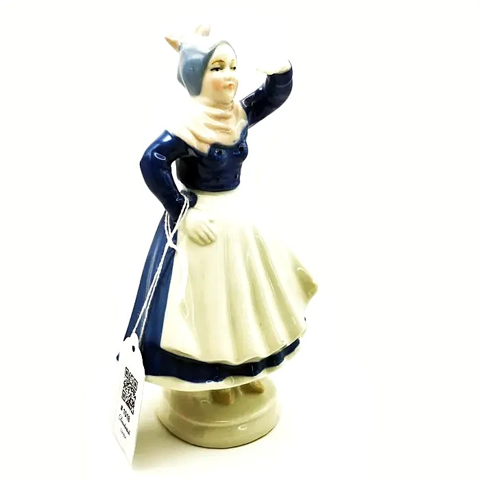 Capodimonte Kabartmalı Melek Desenli Büyük Boy Duvar Tabağı w:27 cm