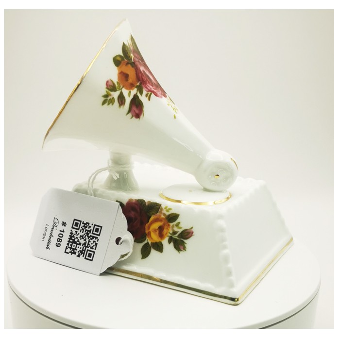 P. Magdoland Cottage Rose Mini Gramophone Figurine - Elegant Design and High Quality