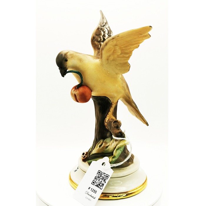 Capodimonte Made in Italy Bird Figurine – ხელნაკეთი ხელოვნების ნამუშევარი