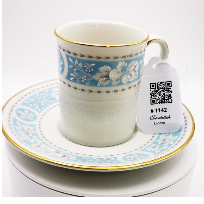 Royal Doulton Hampton Court Coffee Cup – Elegance in Details