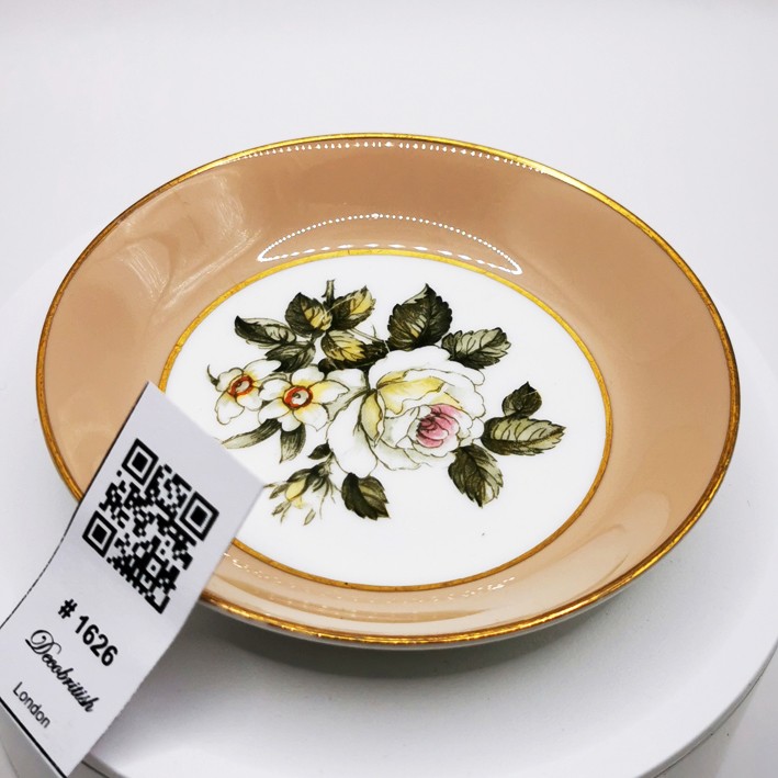 Royal Worcester Porcelain Nut Dish/Serving Dish – Special Design for Elegant Presentations