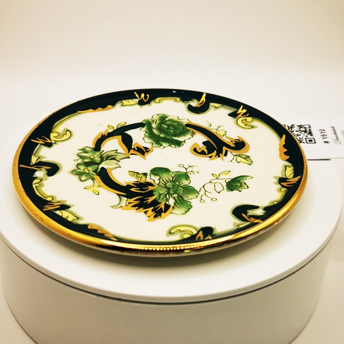 Mason's Mandalay Chartreuse Serving Tray / Plate – Green Patterned English Elegance, a Collectible Chic Piece