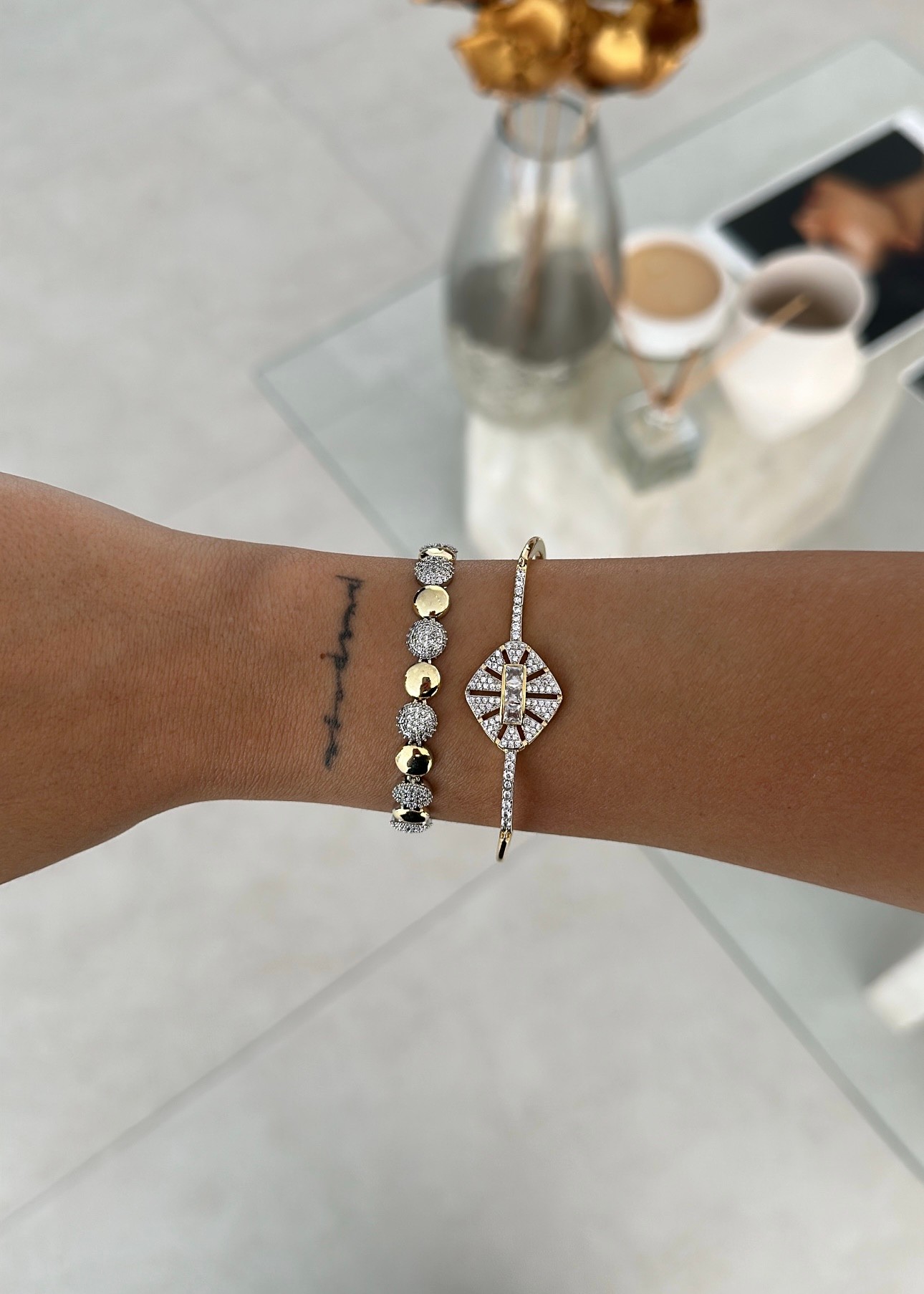 Gold silver taş detaylı bileklik 
